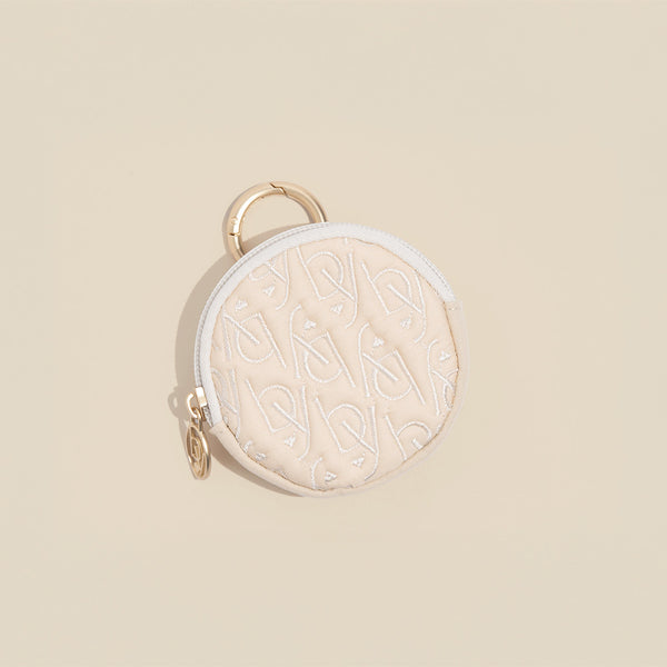 POUCH