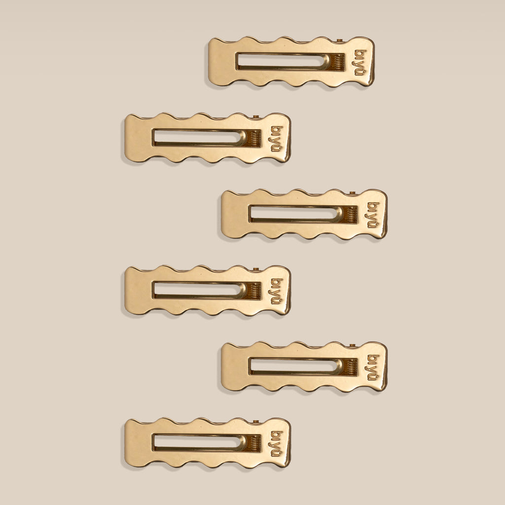 CLIPS & SCRUNCHIES